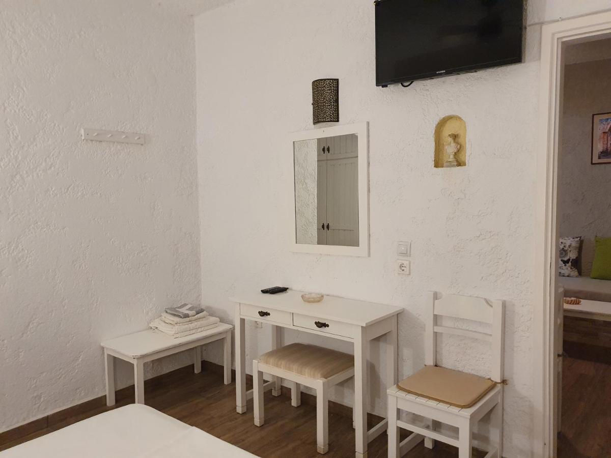 Elenis Studios Arkasa Bagian luar foto